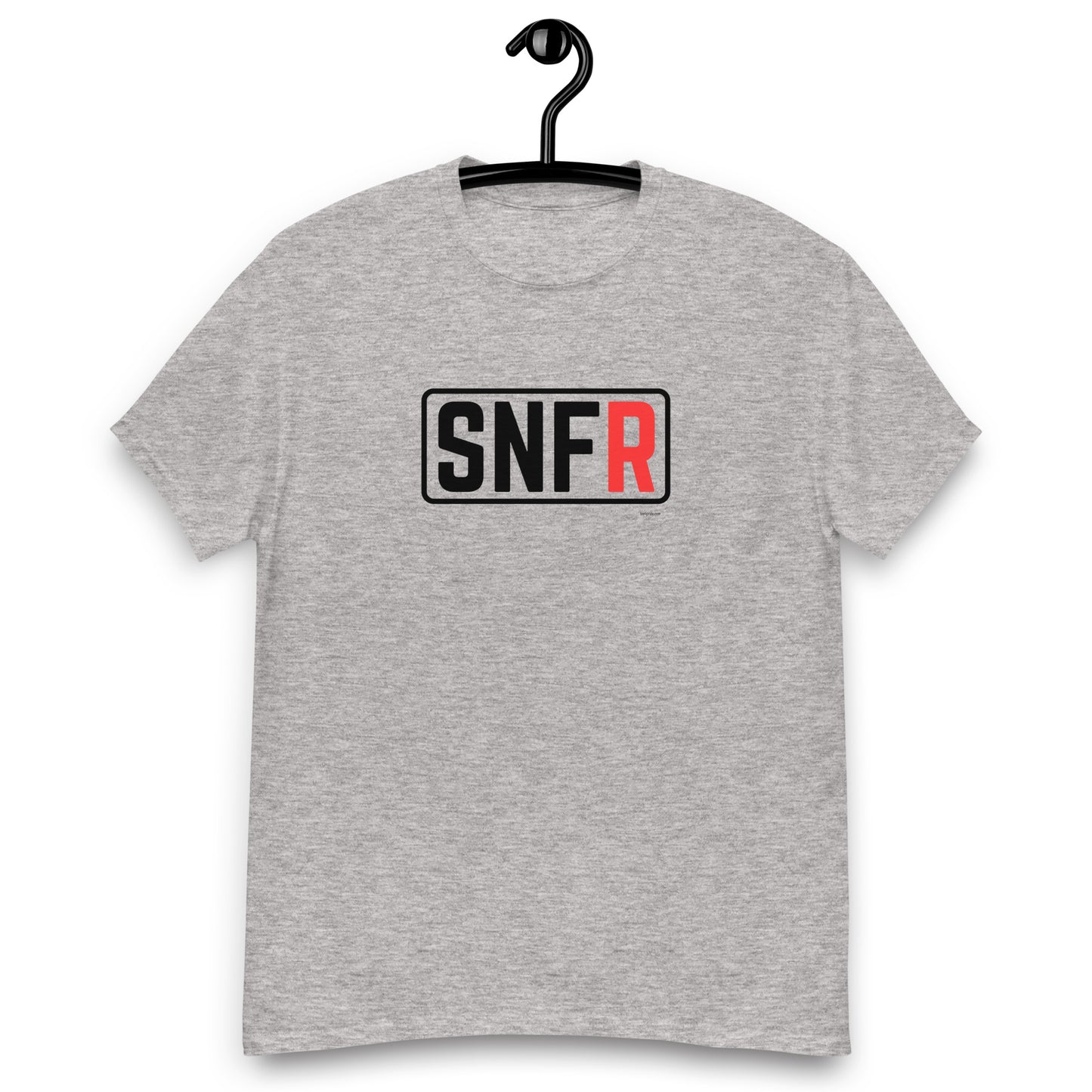 tee shirt sniffer